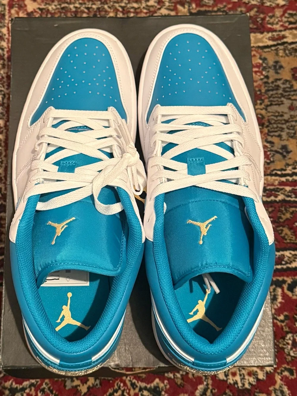 Jordan low top